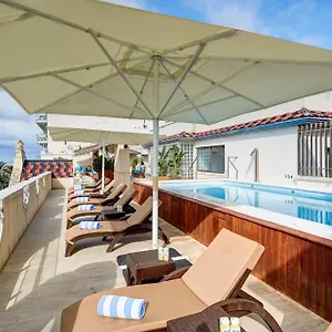 Kalma Hotel